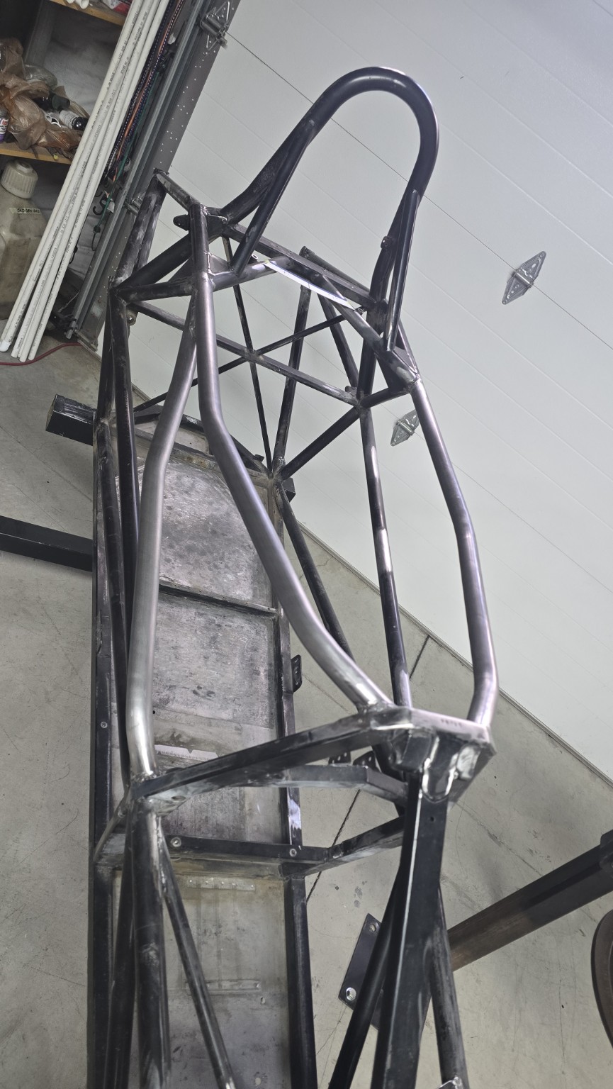 Close view of the Swift DB1 roll structure during restoration