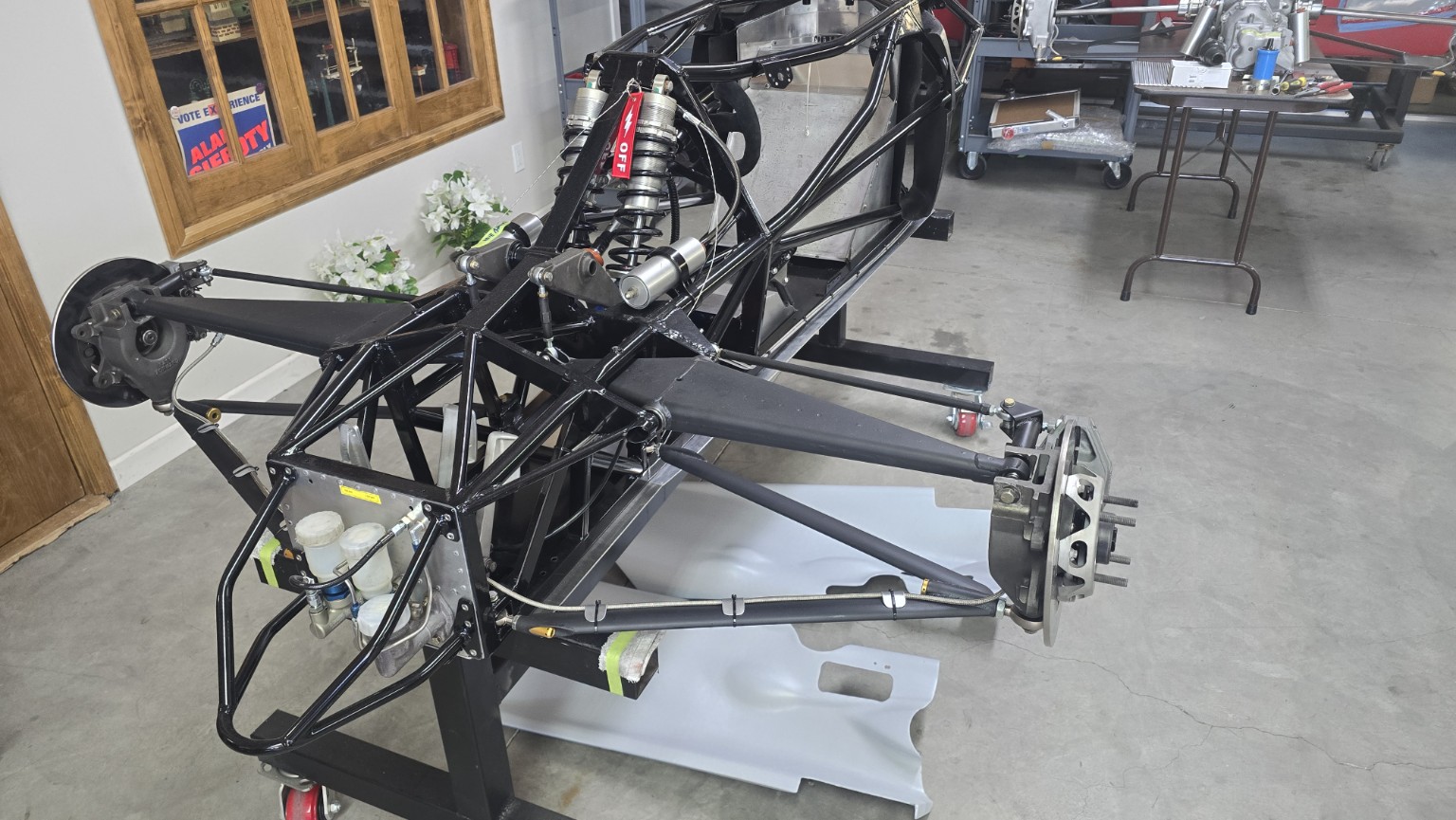 Front suspension and chassis detail on the Swift DB1